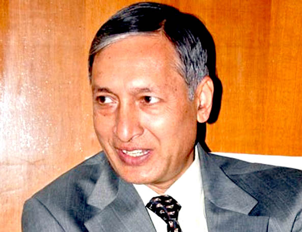 ओली सरकारका अर्थमन्त्री डा. खतिवडा, चार मन्त्रीले लिए शपथ