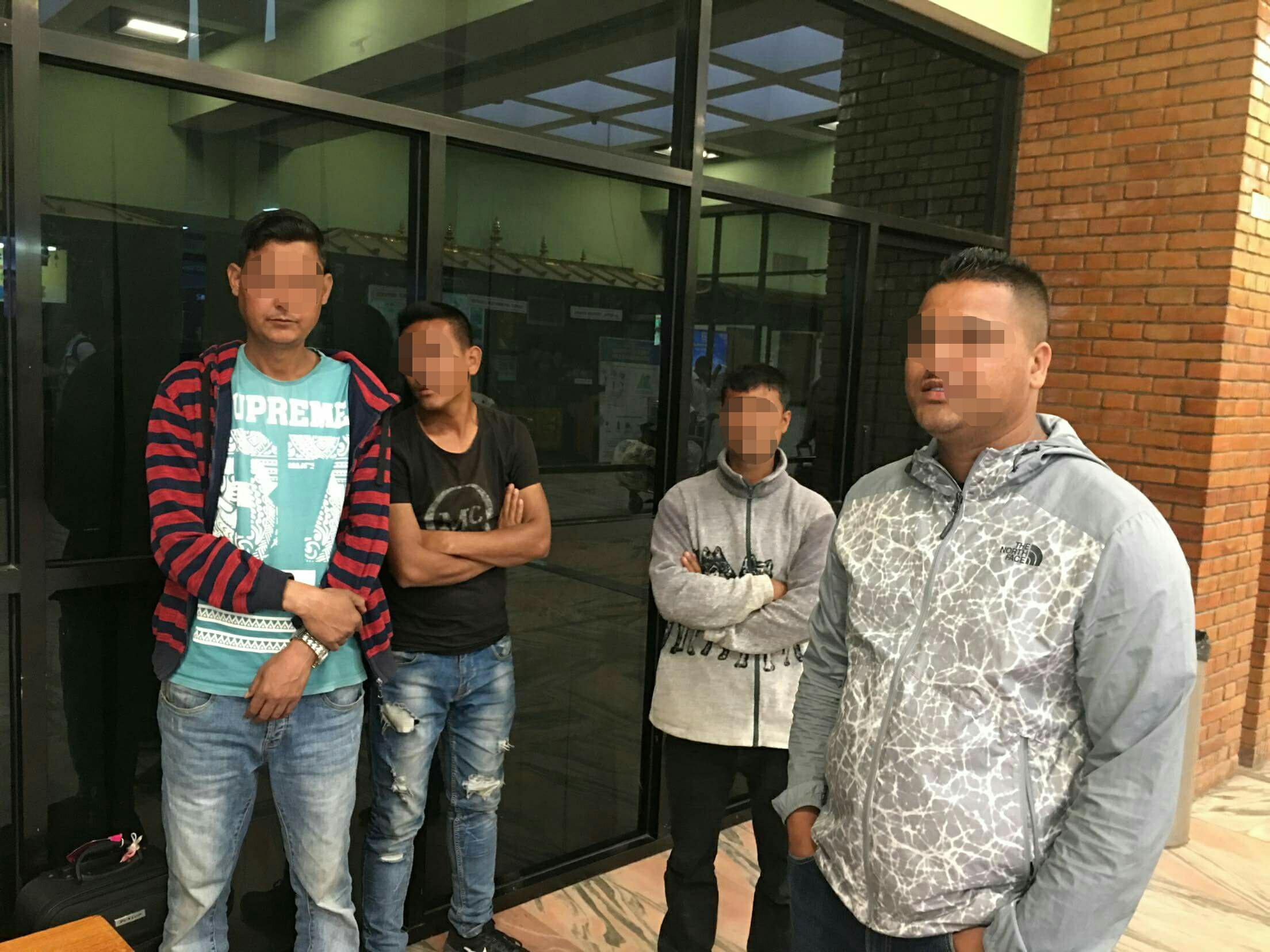 एयरपोर्टमा पर्यटक लुट्ने ४ जना पक्राउ