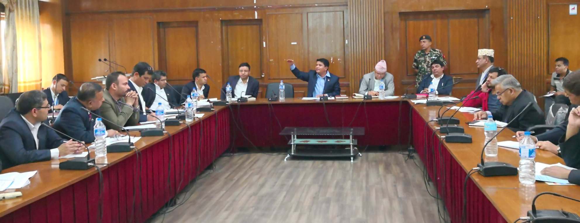 पर्यटनमन्त्री अधिकारीले भने, ‘आजकल पाइलटको दादागिरी बढेको छ’