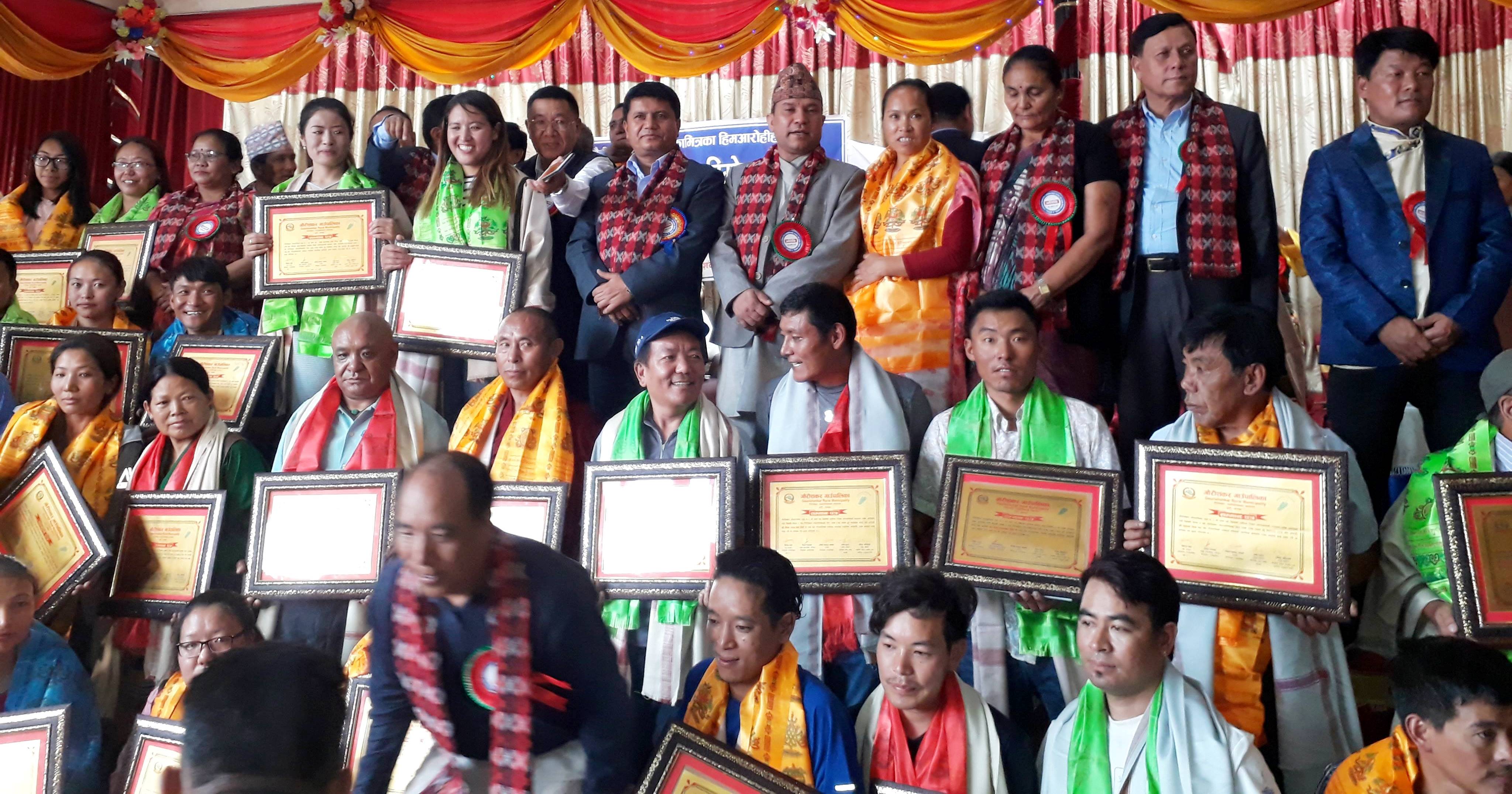 एकै गाउँपालिकाका ४७ जना हिमआरोही